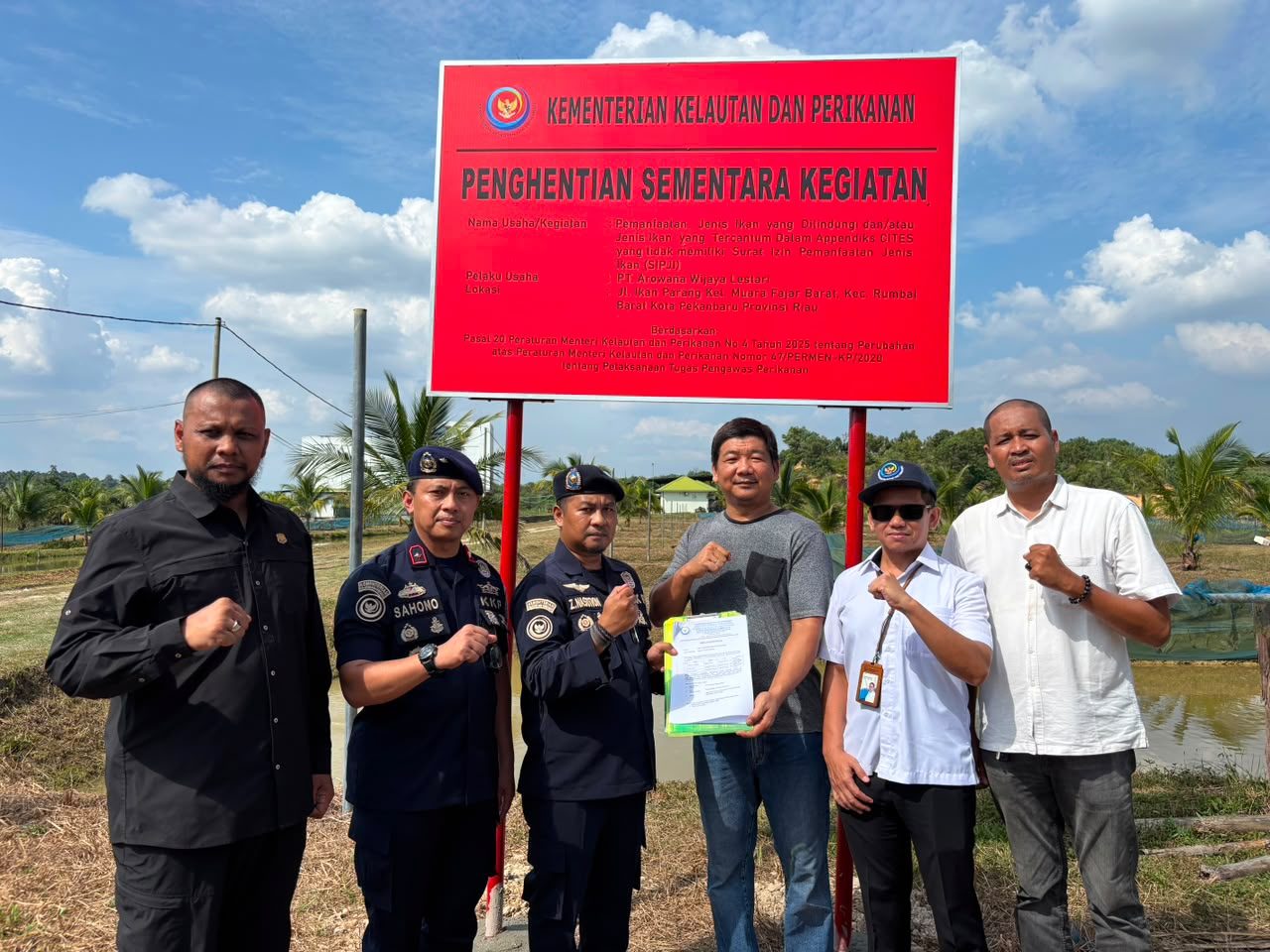 Kementerian Kelautan dan Perikanan Segel Penangkaran Ikan Arwana yang Beroperasi Tanpa Izin di Riau